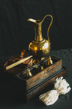 2-Fold Gilded Oil Lamp with Wooden Dock