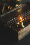 2-Fold Gilded Oil Lamp with Wooden Dock